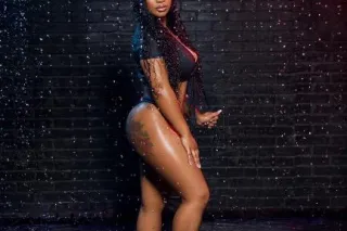 Hazel 💗 - 26 - Image 1